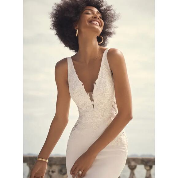 sottero and midgley alec lace mesh low back train wedding dress - Picture 7 of 12